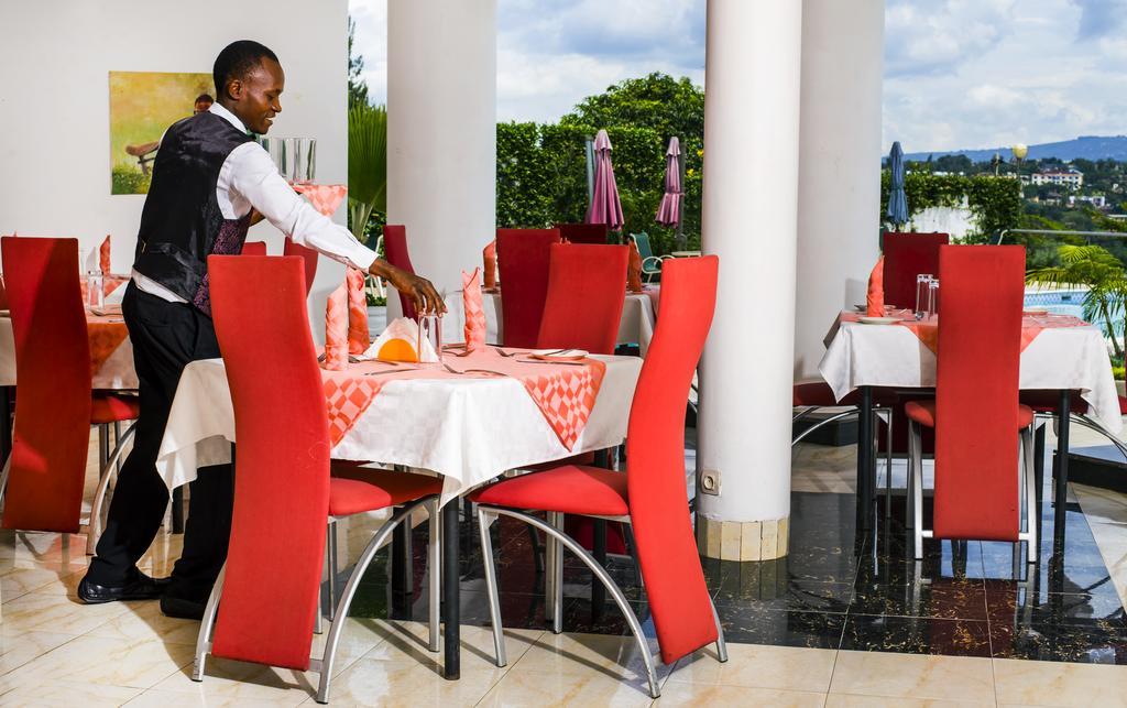 The Manor Hotel Kigali Exterior photo